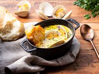 【東アメリカランチコース1月】シーフードクラムベイクやワッフルチキンなど全5品