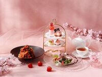 【ロゼスパークリングワイン付★いちご×桜】パスタランチ