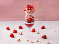 鹹味小吃和 2 杯飲料