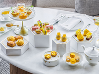 【The Lobby Lounge】 Bee de Chaumet Afternoon Tea  with the glass of The Ritz-Carlton Champagne