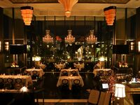 ◇幹事様特典あり◇【20名様～フロア席（一部）貸切プラン】乾杯酒＆3時間飲み放題付き　旬野菜やパイ包みスープ、メインを選べるコース全5品 - SHIKITEI -