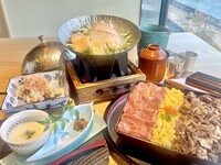 平日限定！【燈花のご馳走ランチ】『黒毛和牛の肉ちらし』＆『旬魚の黄金だし小鍋と名物！しゅんでる大根の天ぷら』 平日特別価格1990円
