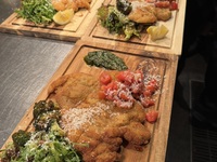 サラダビュッフェ＋パスタ＋本日のメイン