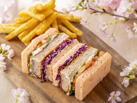 [Takeout] Spring Shrimp Cutlet Burger