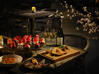 March～【strawberry dolce vita】+Champagne "Telmont Reserve Brut"  Free Flow