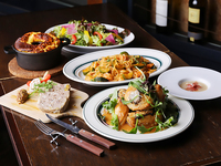 Basic Couse Meal + Dessert&Cafe（Main Dish Upgraded to Beef)