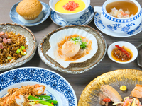 ◆4周年特別価格◆◆２時間飲み放題付き◆【九龍コース】蟹肉とフカヒレのとろみスープに大海老の喜記名物チリガーリック炒め