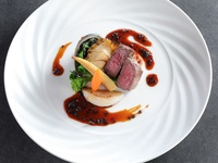 【ステーキディナー】メインに牛フィレステーキを+乾杯グラスシャンパン（～2/28）