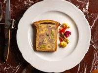 【Lunch Course - 4 dishes】Two Starters・Main・Dessert・Welcome Glass Champagne