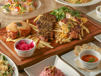 3/2～《DENの料理長お勧め‼歓送迎会用プラン》人気＆季節の前菜3種や牛・豚・鶏　3種コンボの肉料理盛り合わせなど全6品【2.5時間飲み放題付き】お一人様6,000円