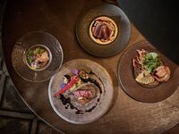 [Anniversary Dinner Course] Enjoy seasonal ingredients in a total of 6 dishes + toast & whole cake with message