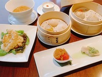 Lunch Course 3780 yen, Joe's Famous Soup Dumpling, Stir-Fried Plump Prawn with House Made Mayo, Soy Braised Shark Fin and 3 Other Dishes