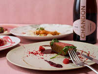 CHANDONロゼスパークリングと彩る、桜づくしのコース（ボトルシャンドンロゼ付き）３名様