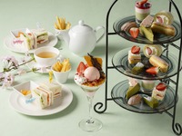 Limited edition parfait included [Strawberry and Matcha Afternoon Tea Set]