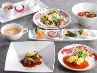 ＜豊楽／ランチ＞牛肉炒めや麻婆豆腐、デザート3種＋コーヒーなど全8品