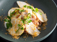 【90-Minute Dining】Mini Buffet Included ≪Seasonal Lunch≫Sakura Tagliatelle with Clams and Turnip in Lemon Cream Sauce