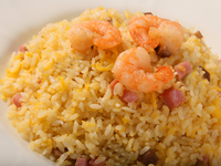 【五目チャーハン】サラダ・デザート・スープ・コーヒービュッフェ付き