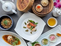 Uptown Luxury  14080