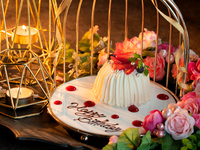 【周年纪念】“今天是特别的一天”~以奢华的春季食材庆祝~双人周年纪念套餐（祝酒/鸟笼盛装的特制周年纪念蛋糕）搭配原创蓝色鸡尾酒