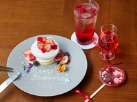 【推しと楽しむケーキセットプラン】ふわふわショートケーキ+選べる推し色ドリンク（ソファー席限定）