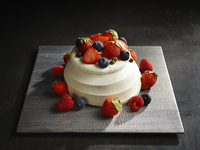 Seasonal Fruit Shortcake 12cm