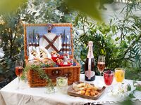 【テラス確約★平日限定】ピクニックランチバスケット 選べる1Drink付