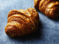 【TAKEOUT-PIERRE HERMÉ PARIS-Viennoiserie】 クロワッサン