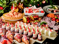 【4/18・19限定】いちご好きにはたまらない！旬のいちごを心ゆくまで堪能いちごサラダブッフェ♪ーBloom Strewberry Buffetー