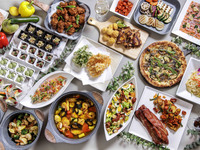 ✿春收节✿平日午餐自助餐 + 草莓气泡鸡尾酒