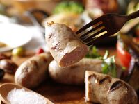 【僅限17:30後入場 / 啤酒花園】11道烤肉菜餚 + 2小時暢飲，超過80種飲品