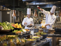 【期間限定】春のホテルランチビュッフェ ～13:30入場～