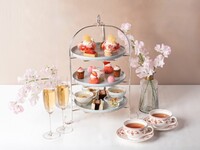 Strawberry and Sakura Night Afternoon Tea / Free Drink Included