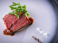 Saturday only (same as dinner) Chef's choice course 18,700 yen