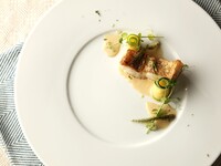 [Lunch] Seasonal Lunch: Choose two drinks, including sparkling wine (Saturdays, Sundays, and holidays only) from April 1st