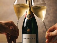 Dinner | All-you-can-drink champagne and prosciutto plate