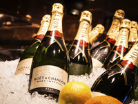 【歓送迎会向け】3・4月限定　天麩羅や和牛の贅沢食材を楽しむ会席＋3時間飲み放題