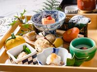 温故知新（おんこちしん）＜テーブル席＞