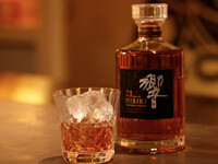 Comparison of two types of Japanese whiskey
