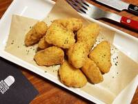 Camembert cheese fries 10pcs