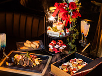 [Recommended for groups of women: A luxurious dessert platter plan with all-you-can-drink] Book-shaped hors d'oeuvres & a luxurious dessert platter stand, birthstone cocktails, and all-you-can-drink plan for groups of 4 or more.