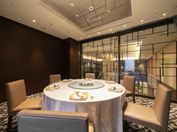 ‘‘個室グループプラン”(ディナー)