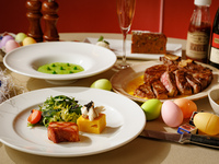 4/1～4/30【イースターコース】《メインはTボーンステーキ》◇ イースターをイメージした前菜やキャロットケーキなど全5皿