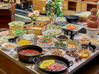 Golden Week Limited Offer: [120-minute limit for meals only, Adults] Enjoy a buffet with 40 kinds of freshly prepared seasonal dishes.