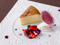 [Seasonal Dessert] - Soufflé Cheesecake - (Includes coffee, tea, or herbal tea) (Web reservation only)