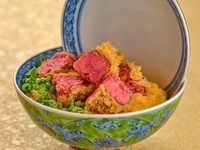 【丸ごとセット】大人の街焼肉のピックアップ商品を全て集めた特別セット。アラカルトでのご注文よりもお得にお召し上がりいただけます。