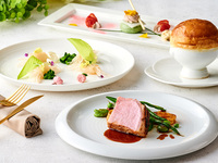 4月おすすめランチ【平日・3時間カフェフリー】春野菜とサーモンマリネや国産玉ねぎのパイ包みスープ、北海道産豚ロース肉のローストを味わうランチ - SEASON -