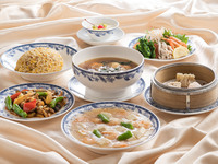 【蓮華】前菜３種類盛り合わせ、エビと豆腐の塩煮込みなど全7品