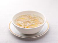 【アラカルト】54.アワビ入り芙蓉スープ　中盆