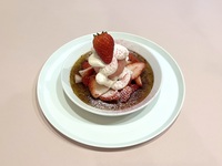 [Strawberry Fair Limited Edition Creme Brulee]