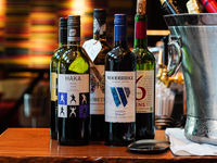 [Bar & Lounge Exclusive] Free-flowing wine